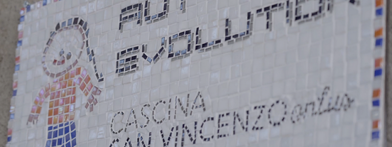 Sei un' azienda? Mosaicheremo il logo della tua azienda!