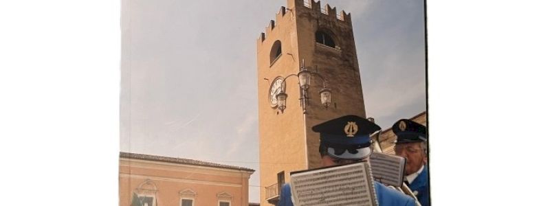 Storia di Uomini, Musica e Piazza