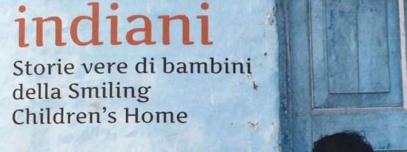 Apericena ed omaggio di Racconti Indiani, libro scritto dalla Presidente di Lankama Onlus