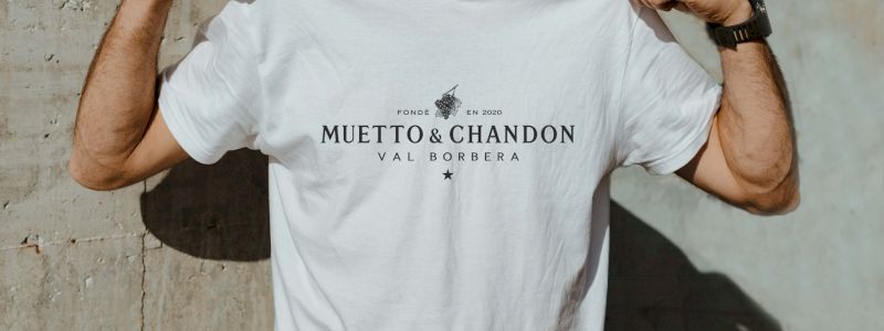 QUESTA MAGLIETTA NON ESISTE - Edizione limitata Muetto&Chandon (con spedizione)