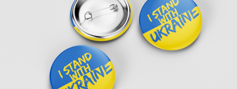 Spilla e ringraziamento sui canali social