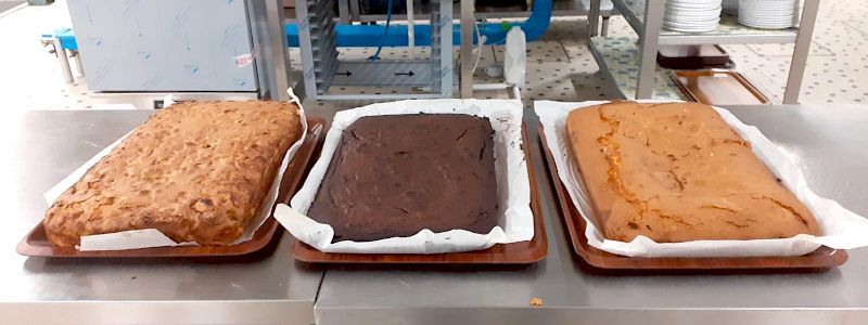 La torta della bravissima Manuela + una domenica con i volontari della Mensa dei poveri