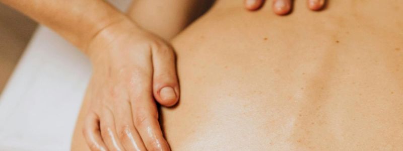 Regalati un massaggio svedese con oli essenziali!