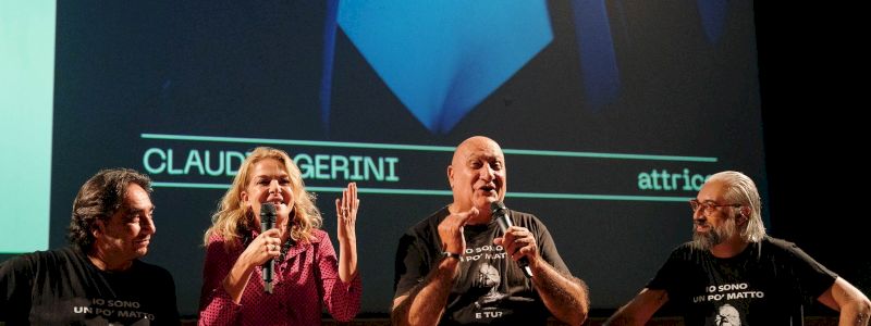 Amicissimo e fondatorissimo della biblioteca 